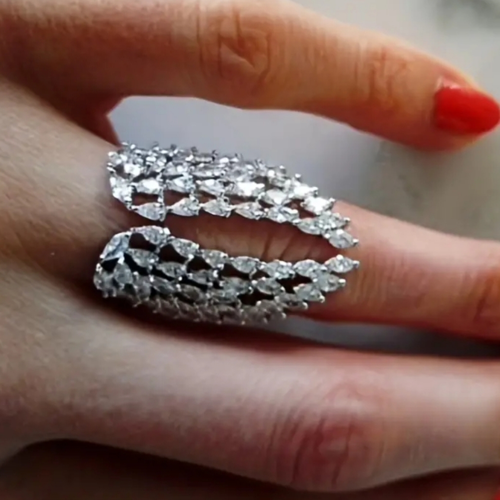 ANGEL WING RING - Picture 3 of 7